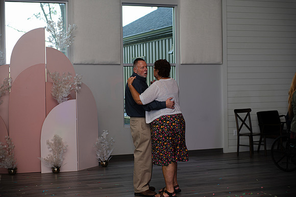 MW0_3856
